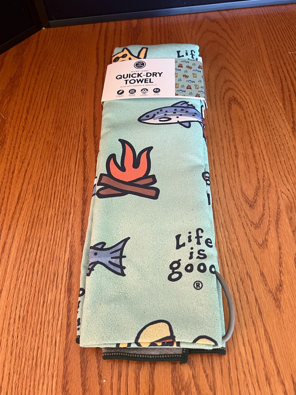 Life Is Good Quick-Dry Towel in Mint Green with Multicolor Camp Icons